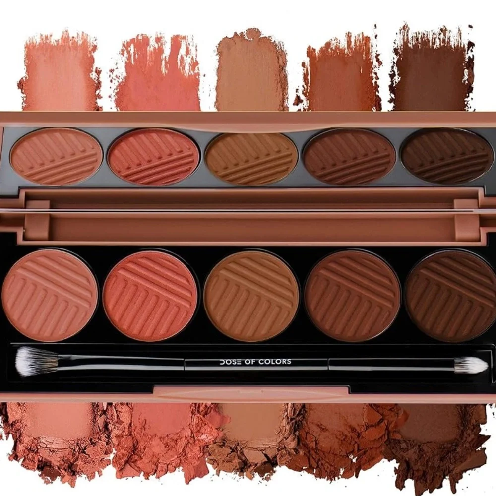 🌙♣️Sassy Siennas Dose Of Color Eyeshadow Palette